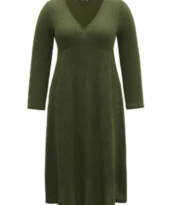 Solid Textured V Neck Pocket Dress -Clothing Shop 624750347 ct 22051d16 0f9a 46b4 a5dc 241b5b42586a