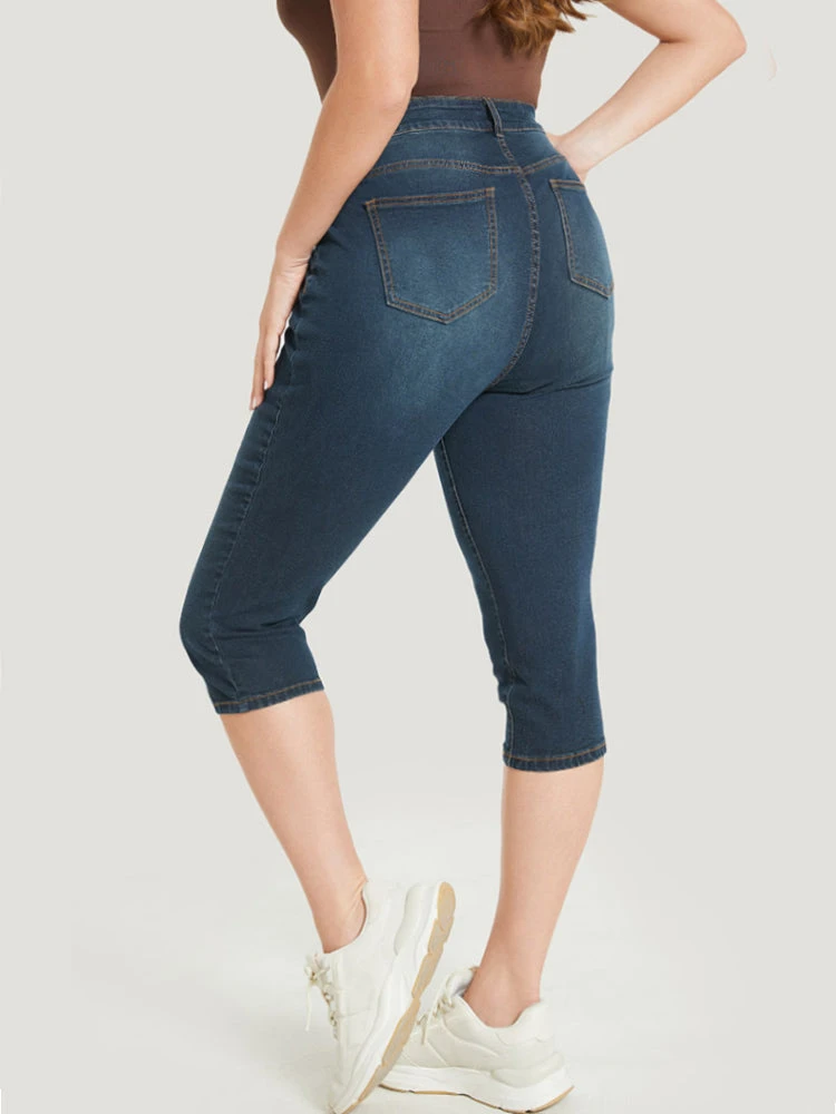 Very Stretchy Dark Wash Pocket Knee Denim Shorts 7 Very Stretchy Dark Wash Pocket Knee Denim Shorts - Image 5