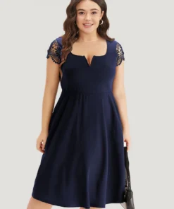 Solid Notched Pocket Cut Out Patchwork Dress -Clothing Shop 628871301 vf c21472ad 98d8 4a4e b9b7 587de441395b