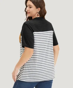 Striped Patchwork Round Neck Patched Pocket T-shirt 36 Striped Patchwork Round Neck Patched Pocket T-shirt -Clothing Shop 629672461 lm 8db8ff23 7743 43b5 a5d3 50df7fac80f6