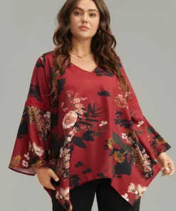 Floral Lace Panel V Neck Hanky Hem Blouse -Clothing Shop 632322433 nl