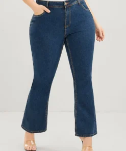 Bootcut Slightly Stretchy High Rise Dark Wash Jeans -Clothing Shop 638142787 iv 7a3f1fed 6faf 4126 83d0 4d7e3661fff7