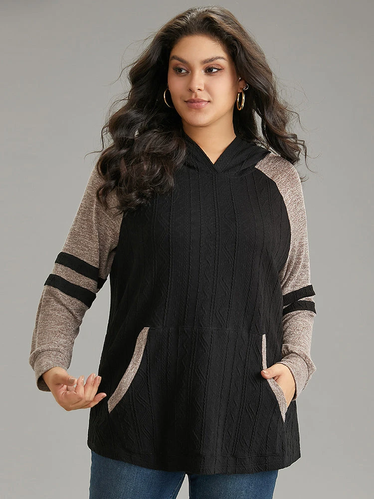 Contrast Textured Raglan Sleeve Pocket Hooded Sweatshirt 5 Contrast Textured Raglan Sleeve Pocket Hooded Sweatshirt - Image 3