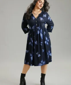 Butterfly Print Notched Elastic Waist Button Detail Dress 13 Butterfly Print Notched Elastic Waist Button Detail Dress -Clothing Shop 646959971 rw 39625536 660a 4cfc 9784 2183fd285326