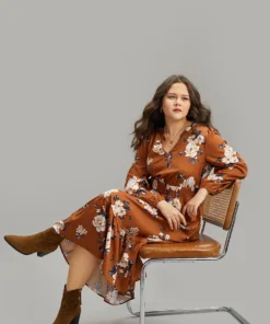 Floral Print Notched Shirred Elastic Cuffs Dress 20 Floral Print Notched Shirred Elastic Cuffs Dress -Clothing Shop 655692066 nq ed667da5 170f 4e7f 9448 f7a167d0c9b6