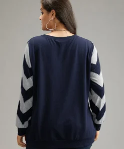 Geometric Patchwork Round Neck Sweatshirt -Clothing Shop 656756140 dz 7440e135 9e08 45ec 9673 e32f5345c47f