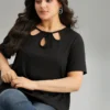 Solid Keyhole Cut Out T-shirt -Clothing Shop 657450154 ey
