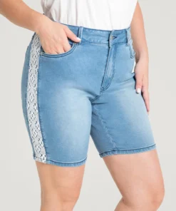 Very Stretchy High Rise Light Wash Contrast Lace Denim Shorts