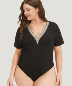 Contrast Lace Patchwork V Neck Bodysuit