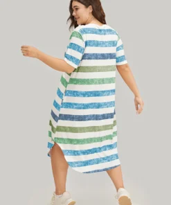 Striped Contrast Arc Hem V Neck Pocket Dress -Clothing Shop 680105448 dm 64232041 8ae1 4625 adc6 60b99d7e468a