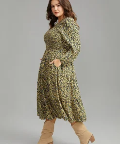 Ditsy Floral Shirred Pocket Pleated Frill Trim Dress -Clothing Shop 691792362 md a549c389 26e0 4d55 8b52 9e128ae0690e