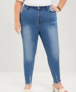 Skinny Very Stretchy Mid Rise Medium Wash Pocket Jeans -Clothing Shop 6 ef298a07 60ae 4e61 8031 1e638a643898