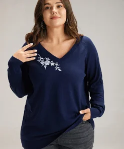 Supersoft Essentials Floral Embroidered Pullover 12 Supersoft Essentials Floral Embroidered Pullover -Clothing Shop 714951470 wd