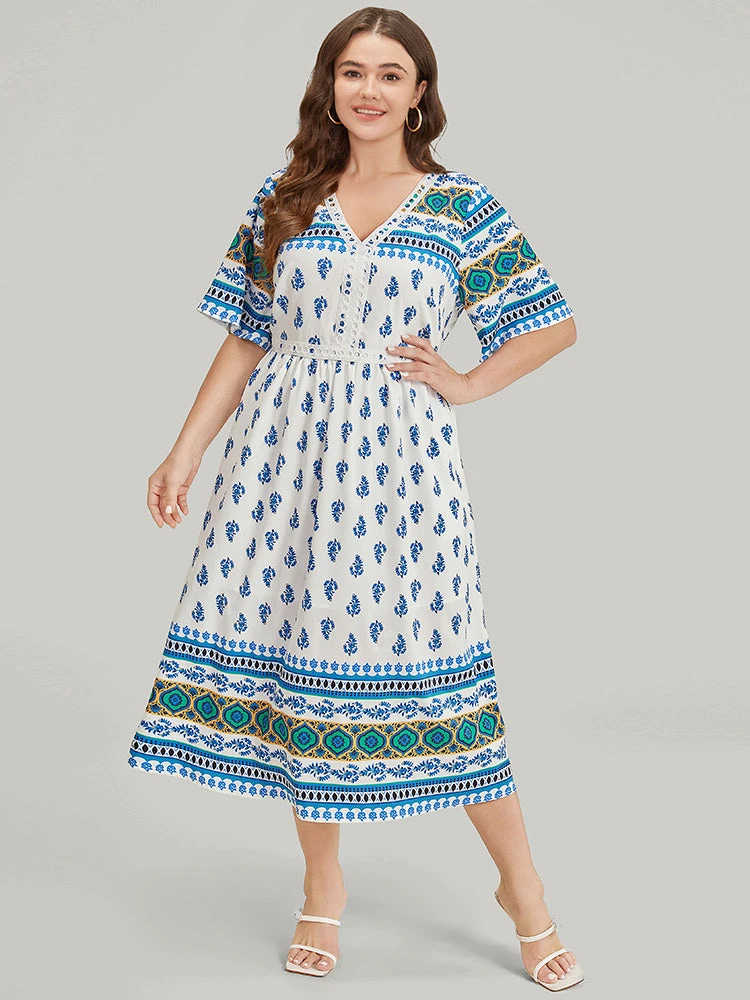 Bandana Print V Neck Pocket Contrast Lace Dress 4 Bandana Print V Neck Pocket Contrast Lace Dress - Image 2