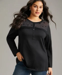 Star Mesh Patchwork Button Detail T-shirt