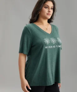 Natural & Letter Graphic V Neck T-shirt -Clothing Shop 76090925 ol