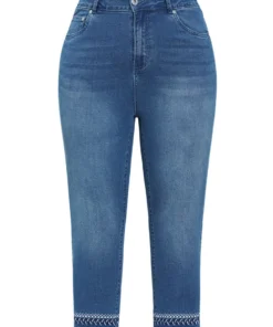 Very Stretchy Medium Wash Embroidered Raw Hem Jeans -Clothing Shop 771222015 nl