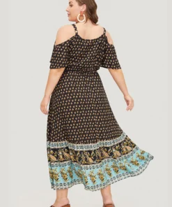 Bandana Print Pocket Ruffle Trim Cold Shoulder Maxi Dress 25 Bandana Print Pocket Ruffle Trim Cold Shoulder Maxi Dress -Clothing Shop 775854534 xh fa2789cd dc4a 4c44 bbac cedc6cb3c0b6