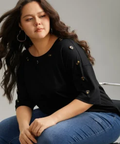 Plain Button Detail Drop Shoulder T-shirt 10 Plain Button Detail Drop Shoulder T-shirt -Clothing Shop 776914517 kv