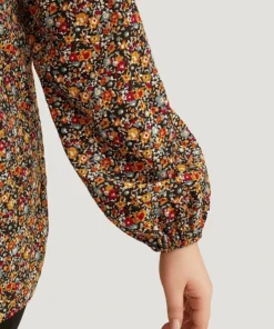 Ditsy Floral Notched Frill Trim Blouse -Clothing Shop 801056800 eo