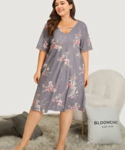 Floral Print Keyhole Pocket Lace Panel Night Dress -Clothing Shop 801375289 yu