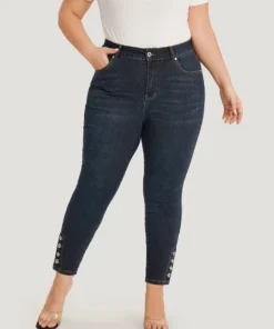 Plain Button Detail Pocket High Rise Jeans