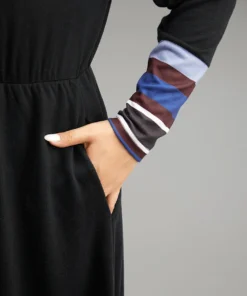 Striped Patchwork Contrast Crew Neck Dress -Clothing Shop 849590598 ht b4502926 fbea 4f48 be30 cafc6e8ce28f