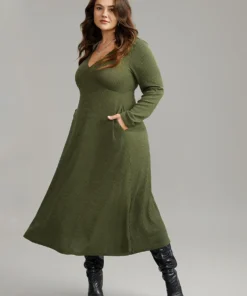 Solid Textured V Neck Pocket Dress -Clothing Shop 850486984 wh a11f4671 ae54 46e0 a9cc 15e0d14b4acc