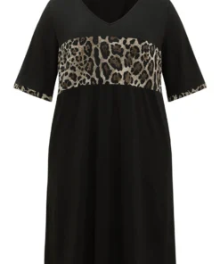 Supersoft Essentials Leopard Print Patchwork Pocket V Neck Dress -Clothing Shop 872050691 sc