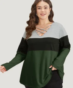 Colorblock Contrast Crisscross V Neck Sweatshirt -Clothing Shop 901156149 eo 4843e9cf 2c93 409b b5bf cfcc293606b6