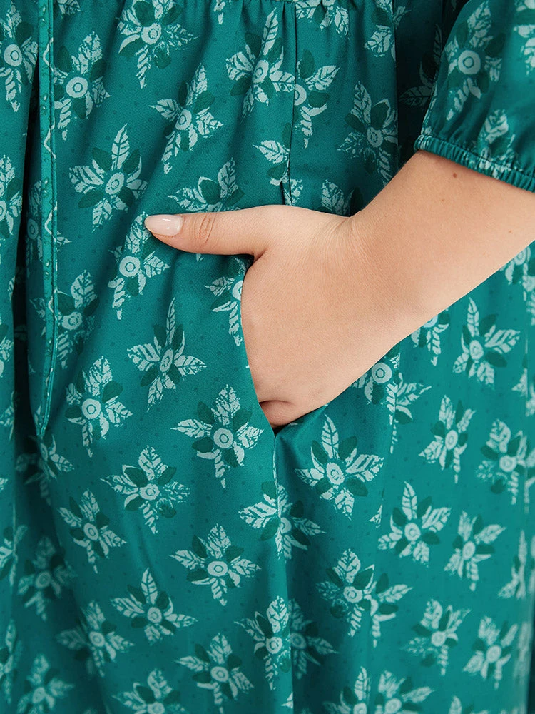 Bandana Print Tie Neck Button Detail Dress 12 Bandana Print Tie Neck Button Detail Dress - Image 10