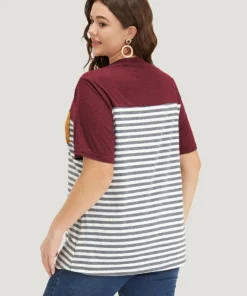 Striped Patchwork Round Neck Patched Pocket T-shirt 40 Striped Patchwork Round Neck Patched Pocket T-shirt -Clothing Shop 923426407 ou b5794d0d 39c0 4064 b391 db1fba20d875