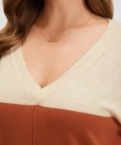 Supersoft Essentials Colorblock Two Tone Patchwork V Neck Pullover -Clothing Shop 959280925 pg 2b310167 7577 40ed 973b adad8008c110