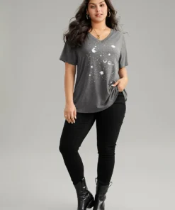 Moon And Star Print V Neck T-shirt 21 Moon And Star Print V Neck T-shirt -Clothing Shop 980509125 ne ce4d38ab 348f 4518 bdab fe2fb4d74160