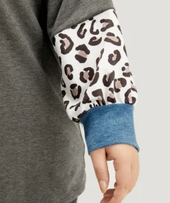 Colorblock Contrast Leopard Round Neck Raglan Sleeve Sweatshirt 16 Colorblock Contrast Leopard Round Neck Raglan Sleeve Sweatshirt -Clothing Shop 995426341 gd
